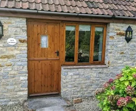 The Burcott Inn Cottages Вэллс Экстерьер фото